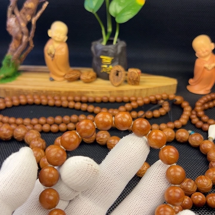 松***野生龙纹桃核光珠