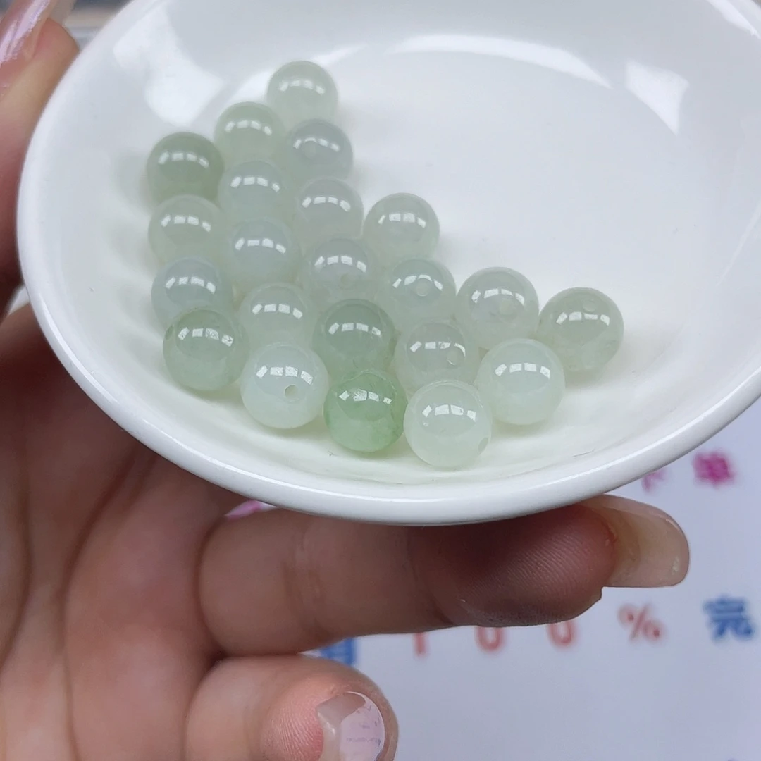 翡翠散珠卡8.8,22颗