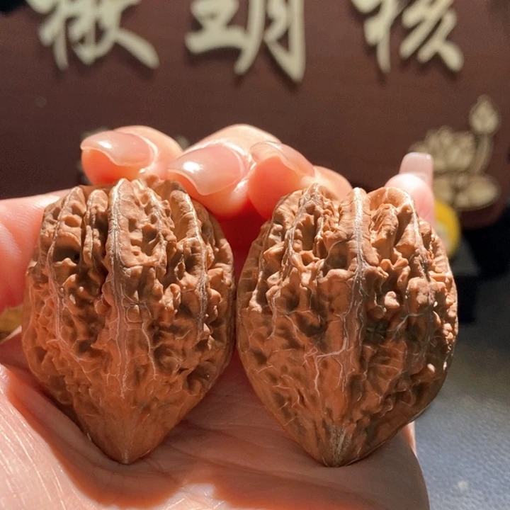 文玩核桃吊坠聚核财婉楸102