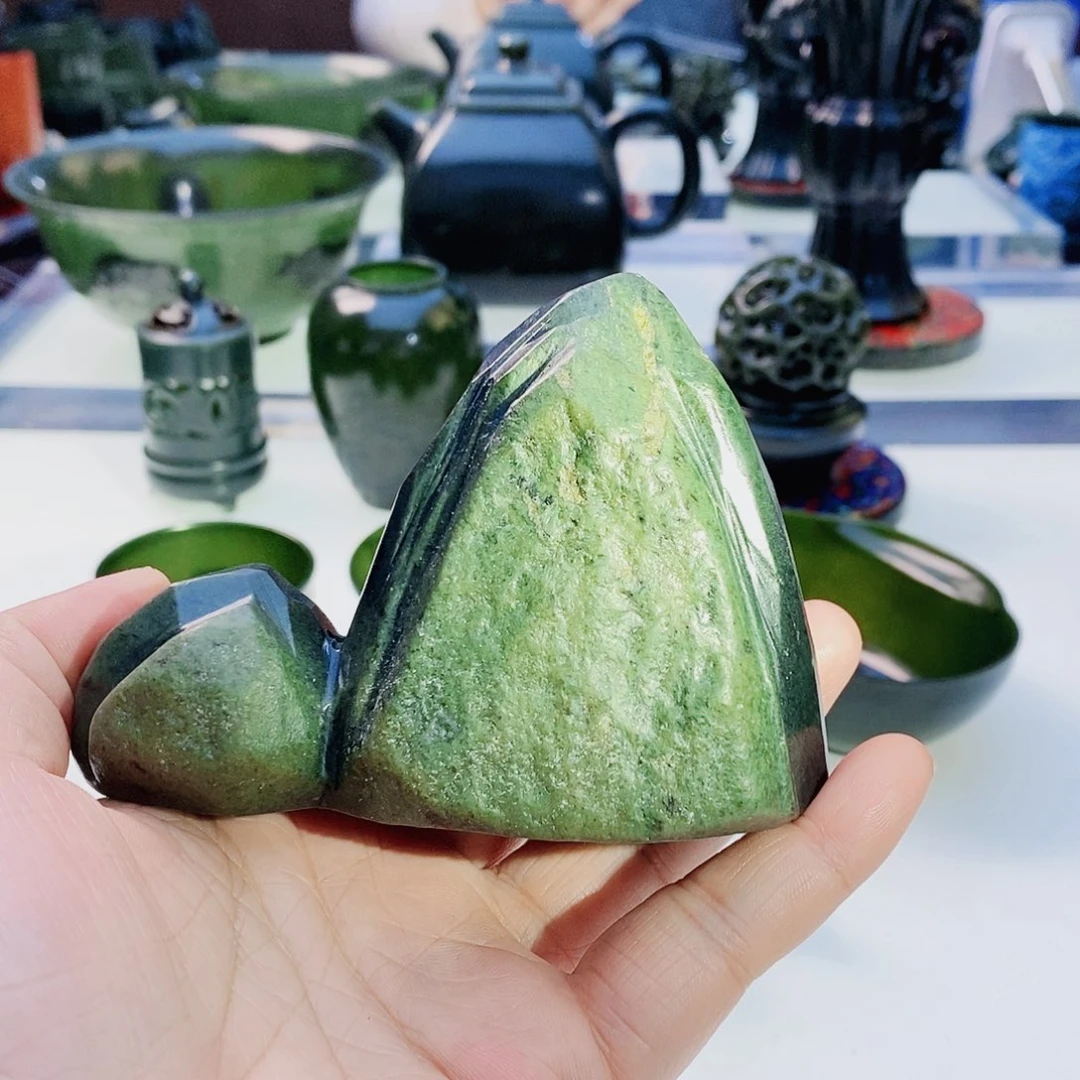 未镶嵌和田玉摆件