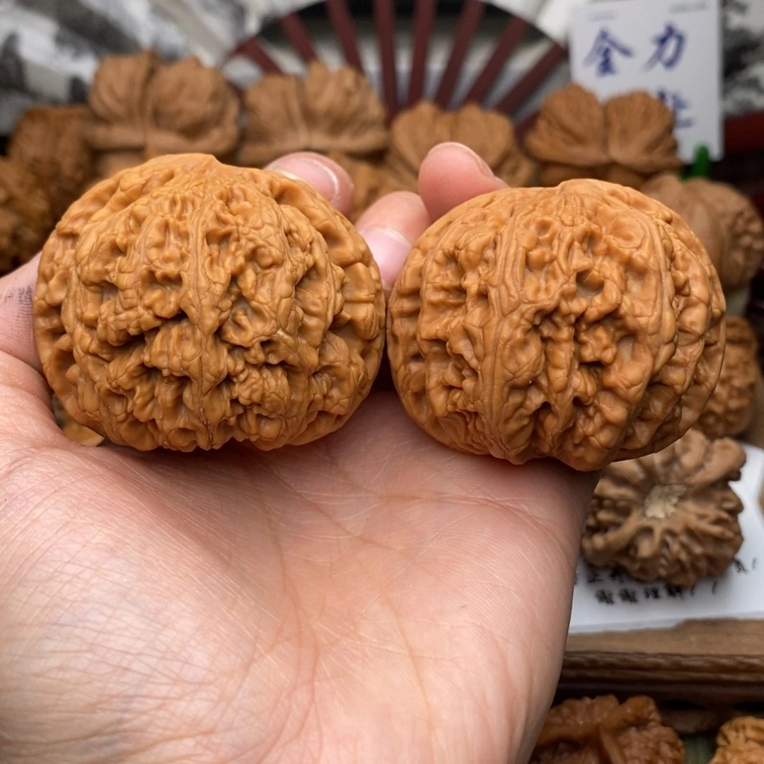 把件文玩核桃248号49粗筋