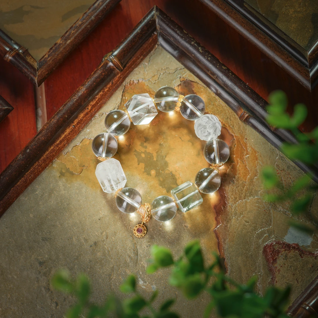 云雾敛·传世级白水晶18K金高定手串AS0814约16-18mm