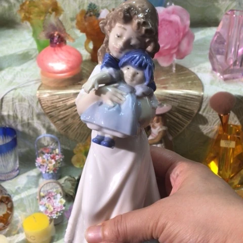 有机玻璃中古瓷偶