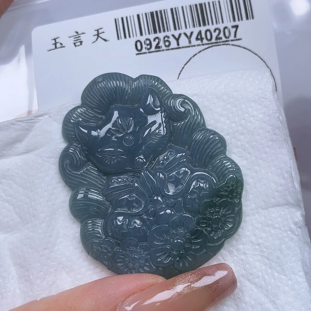 吊坠(不含链)未镶嵌翡翠