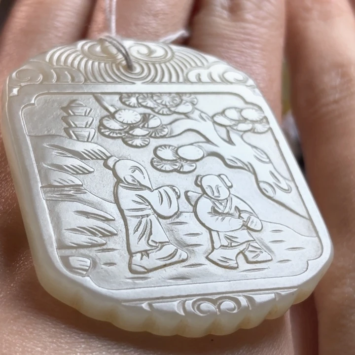 和田玉挂件未镶嵌清**云