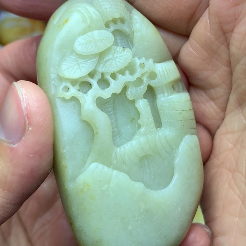 【闪购商品】颈饰未镶嵌和田玉