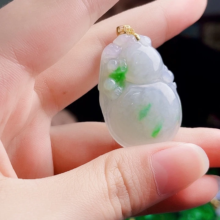 翡翠18K金镶嵌颈饰多样性