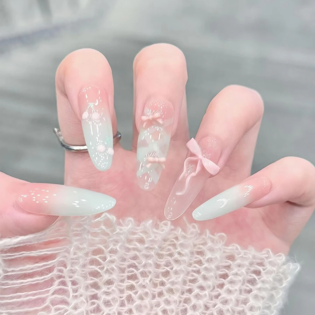 【甜粉薄荷糖】夏日甜美蝴蝶结渐变显白高级感手工穿戴甲美甲贴片