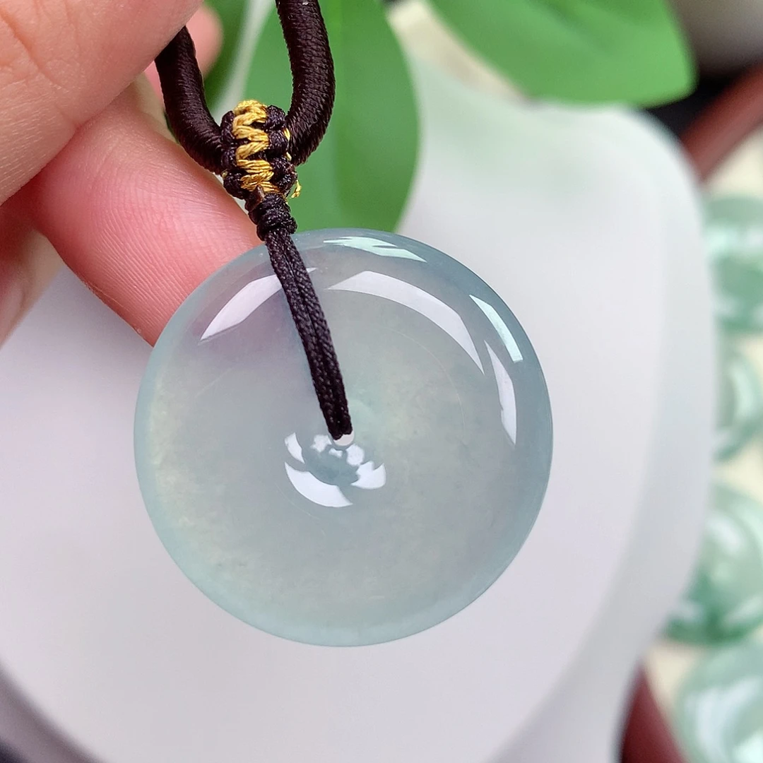 翡翠未镶嵌颈饰平安扣 28.1x5.6mm