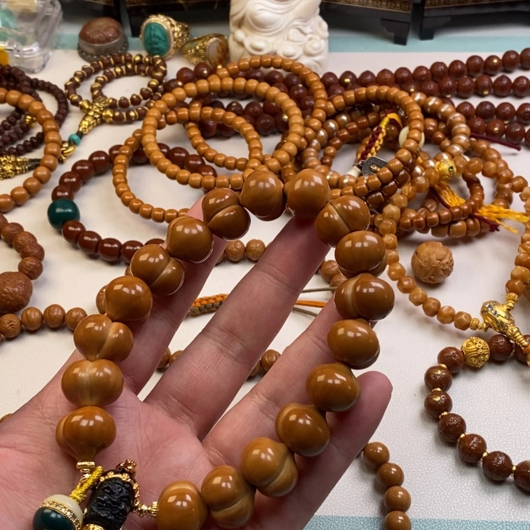 爆***红吊坠猴头核桃。。。。。。。。。