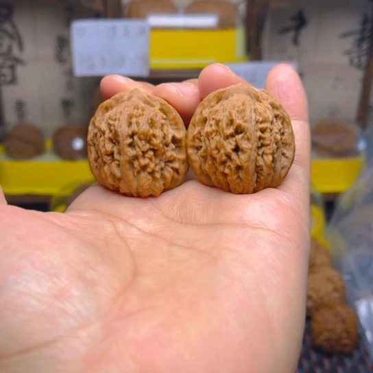 文玩核桃吊坠四座楼