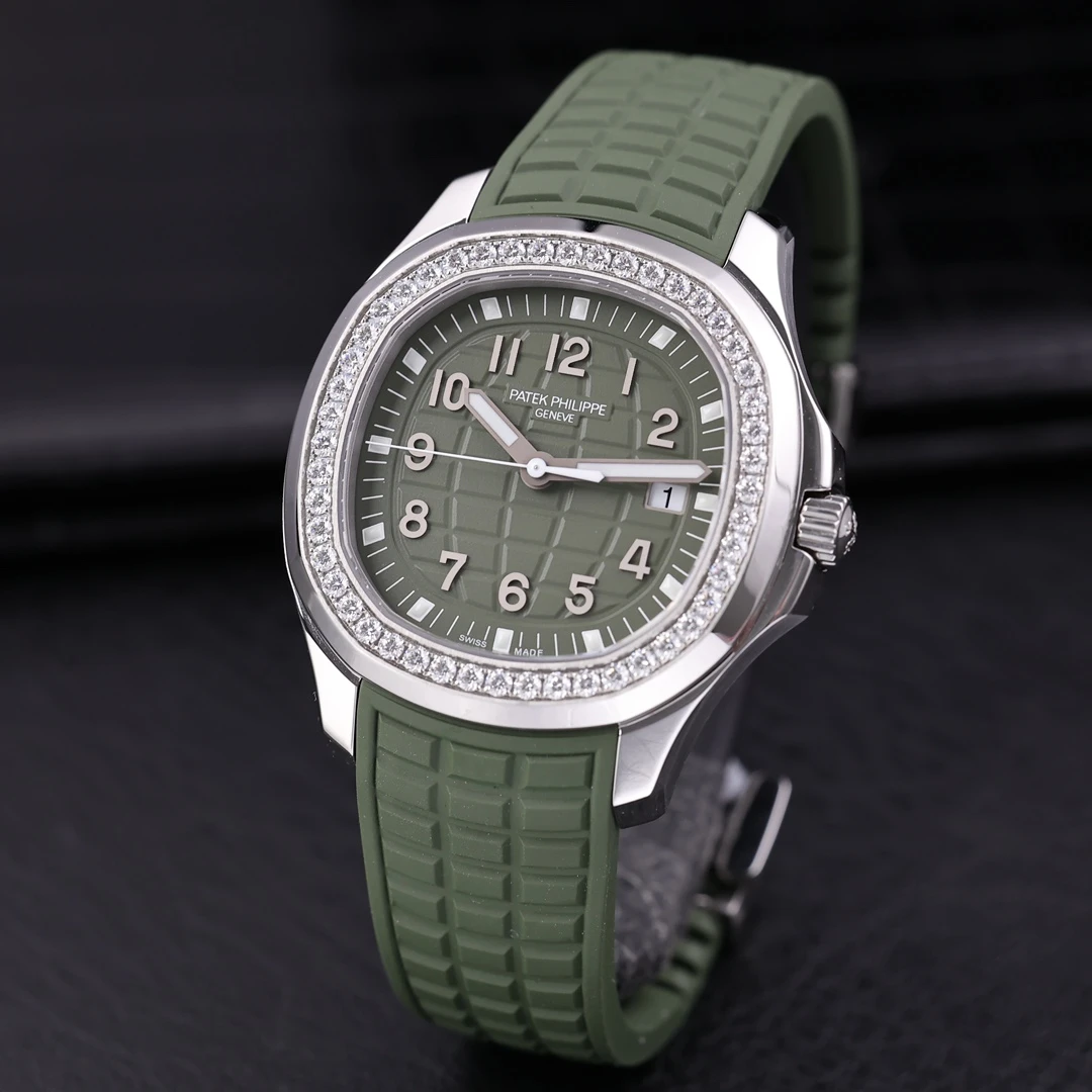 95新 Patek Philippe/百达翡丽 5267/200A-011石英机芯 2022年4月