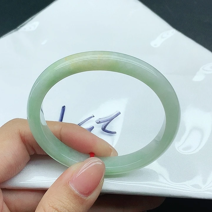 未镶嵌手镯翡翠259
