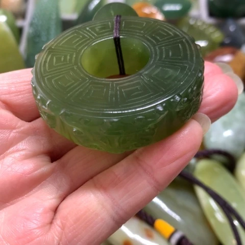 蛇纹石玉未镶嵌手把件