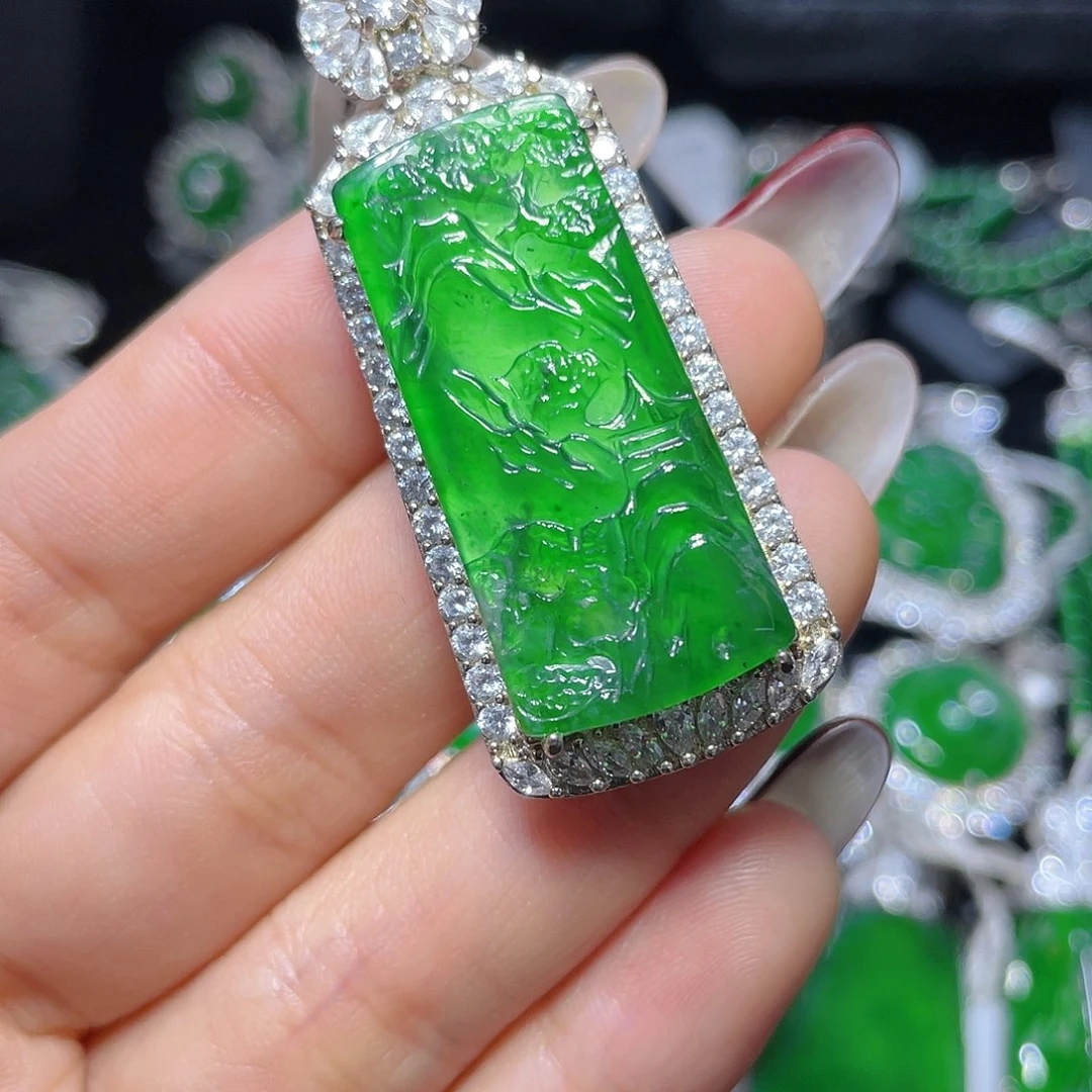 翡翠颈饰银S925镶嵌翡翠