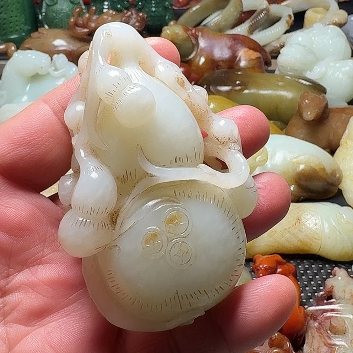 和田玉未镶嵌挂件