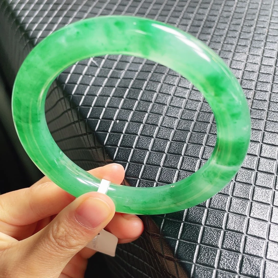 石英质玉未镶嵌手镯61