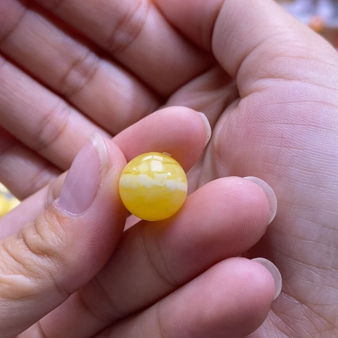 琥珀未镶嵌珠宝奇石13.6