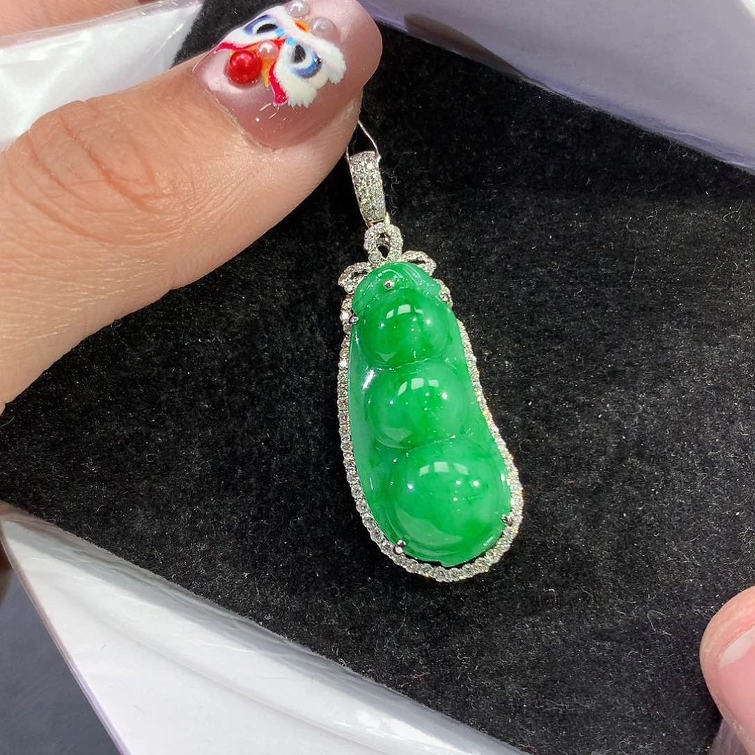 翡翠吊坠(赠链)18K金镶嵌