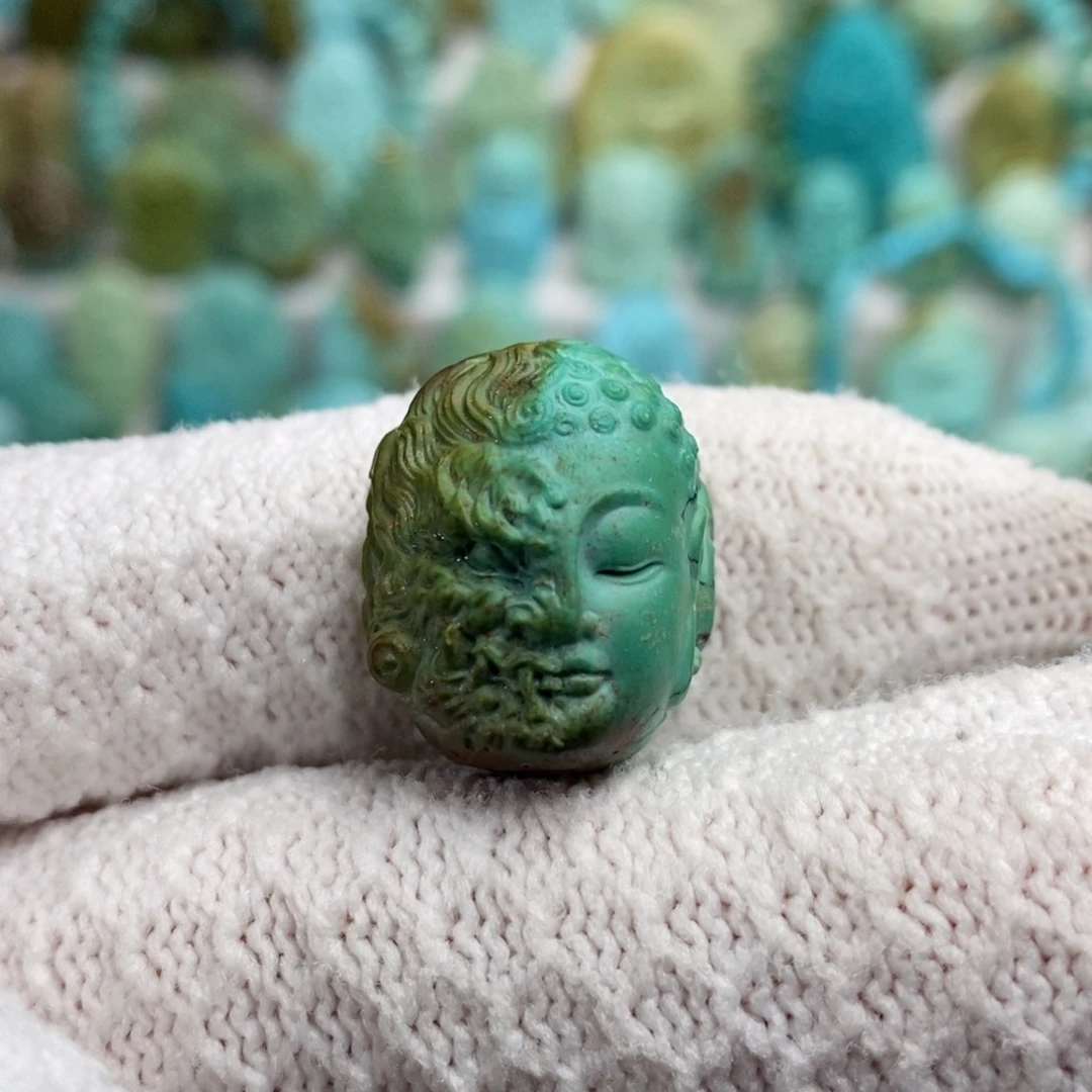 s***柒绿松石未镶嵌绿松石