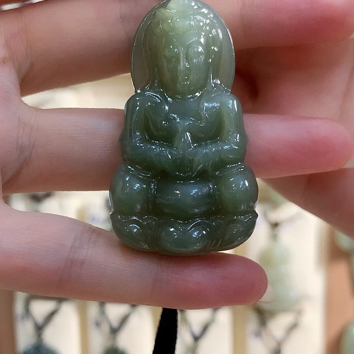 和田玉未镶嵌颈饰诗***'