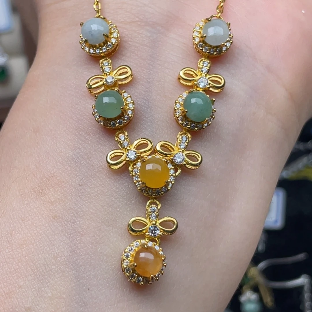 翡翠合金颈饰翡翠