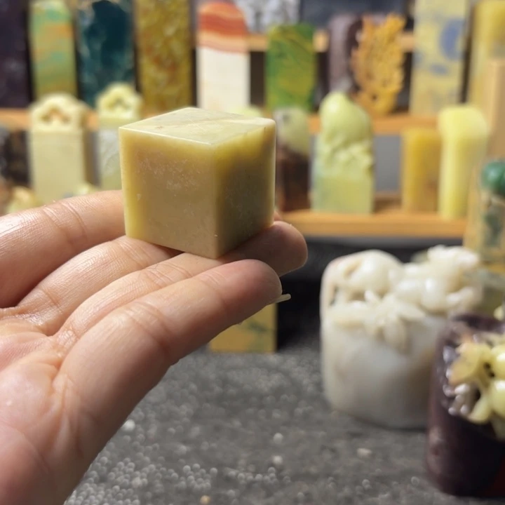 丁***香老挝石青田老封门冻