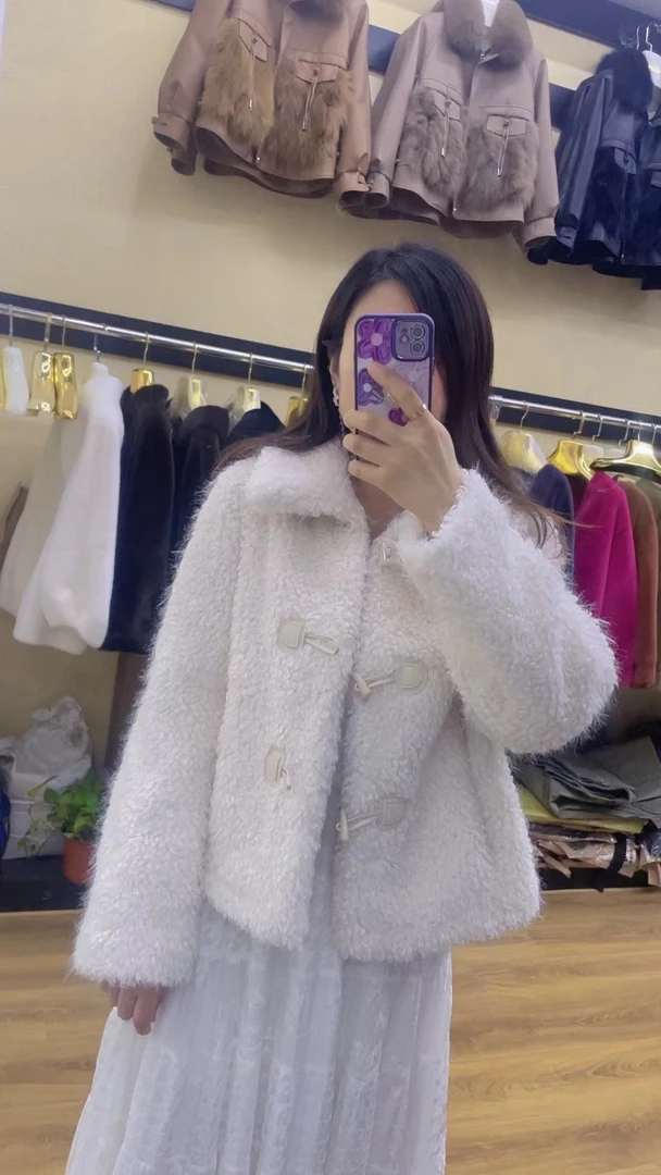 早春2025女翻领春季宽松型短外套短款百搭设计师休闲女款