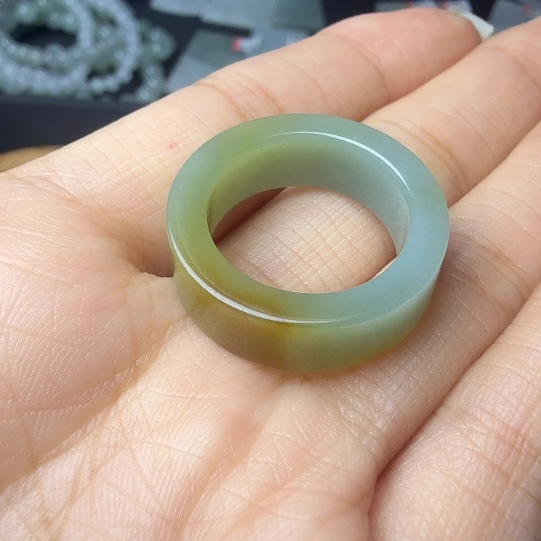 翡翠未镶嵌颈饰天然翡翠A货