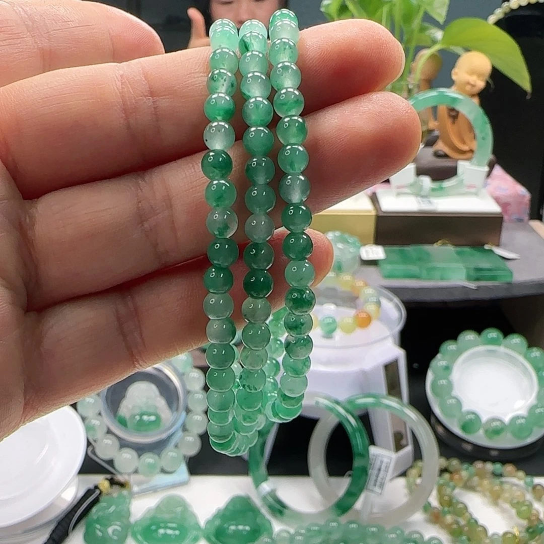 石英质玉颈饰未镶嵌快***天