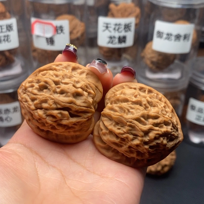 【闪购商品】吊坠文玩核桃金牛39