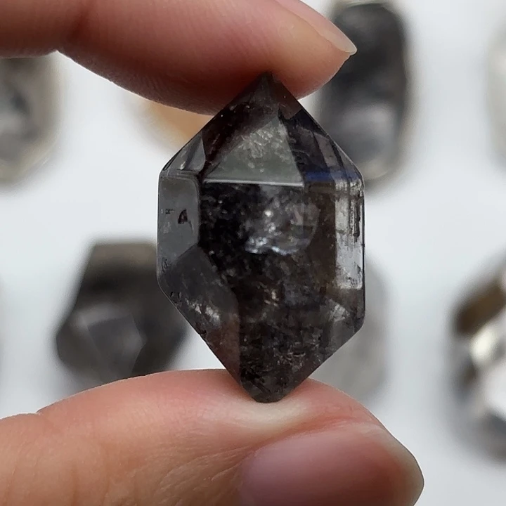 未镶嵌颈饰水晶黑武士闪灵钻28mm