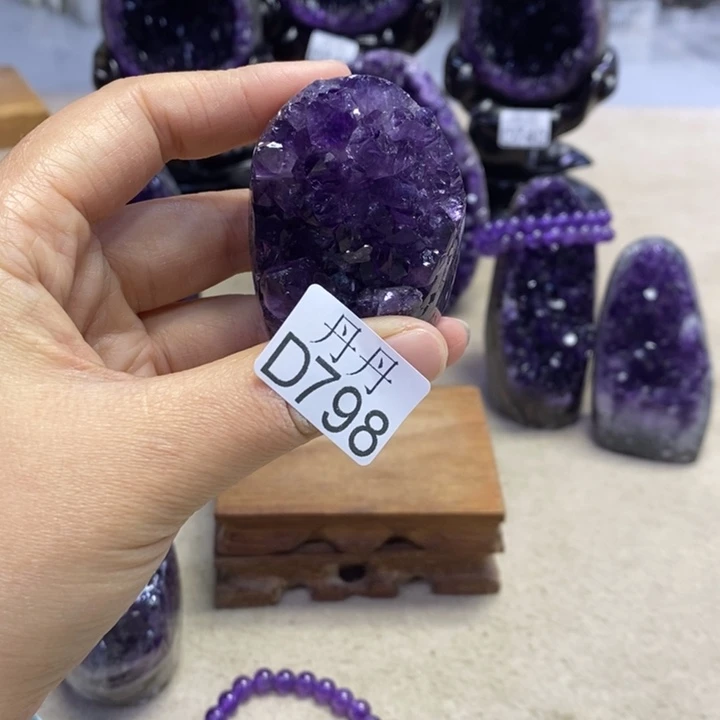 水晶未镶嵌大型摆件（非配饰）