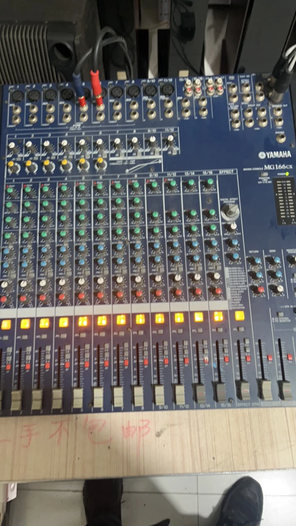 8新 Yamaha/雅马哈 二手 MG166Cx 调音台 需要维修打理 不带电源