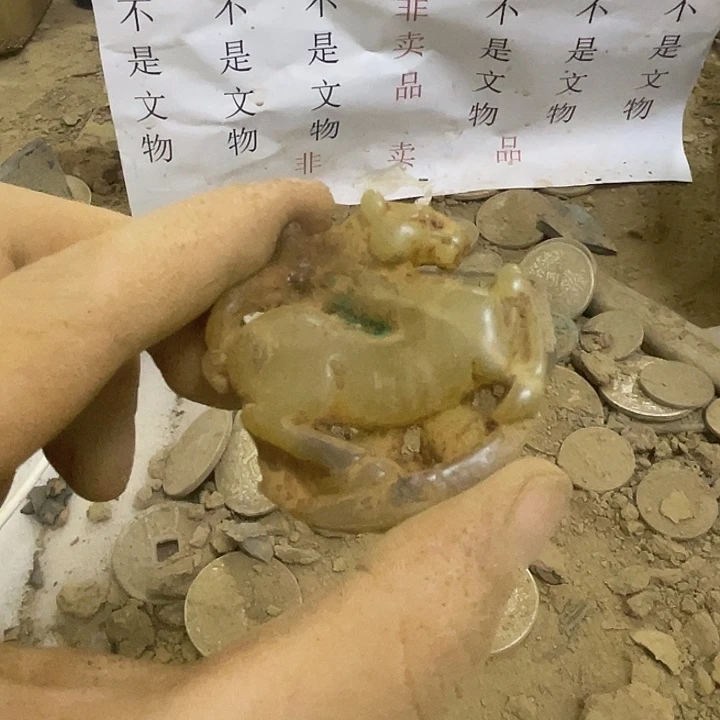 未镶嵌和田玉（糖玉）挂件