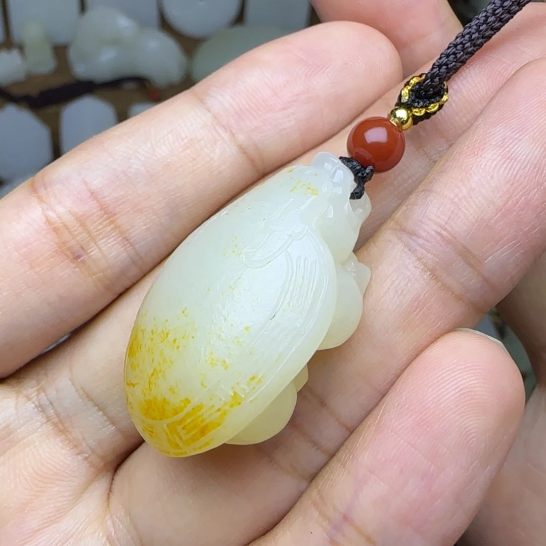 未镶嵌和田玉挂件