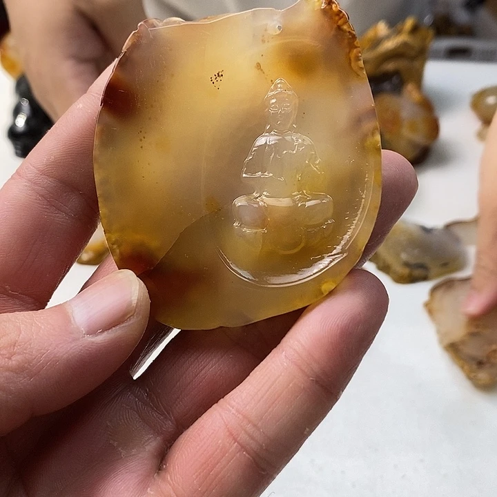 合金颈饰玛瑙/玉髓