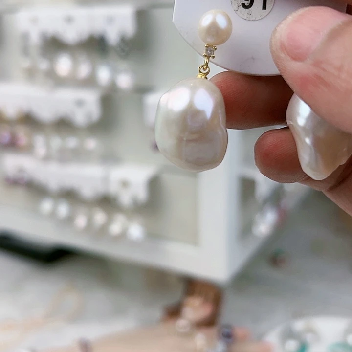 颈饰未镶嵌淡水珍珠诶****呀