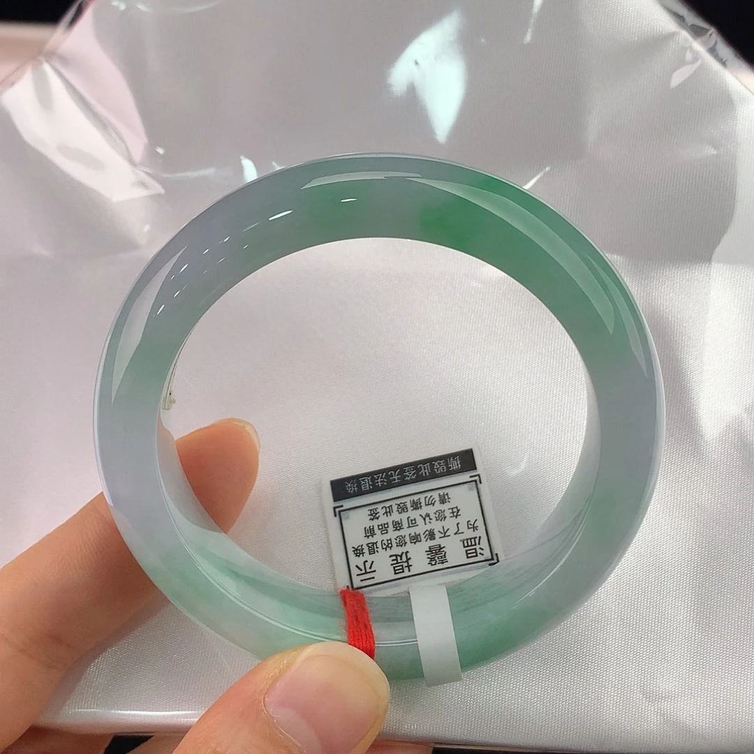 翡翠未镶嵌手镯正圈56/57