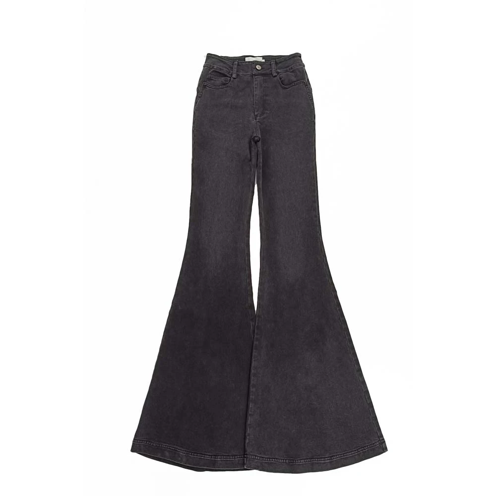 2026【孤品不退不换】黑色蜜桃臀牛仔大喇叭裤