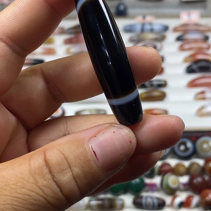 玛瑙/玉髓未镶嵌珠宝半成品