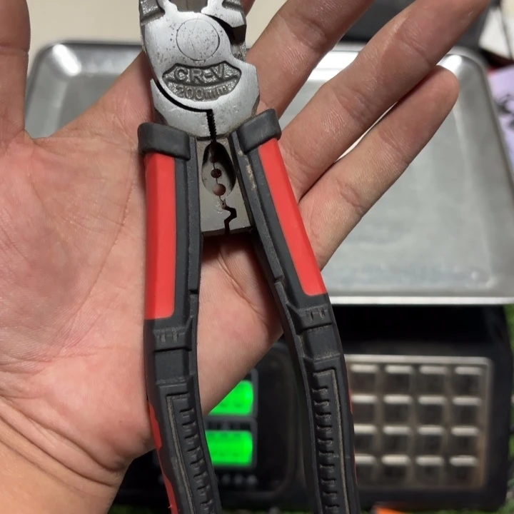 不***桑外贸品牌钳子一把