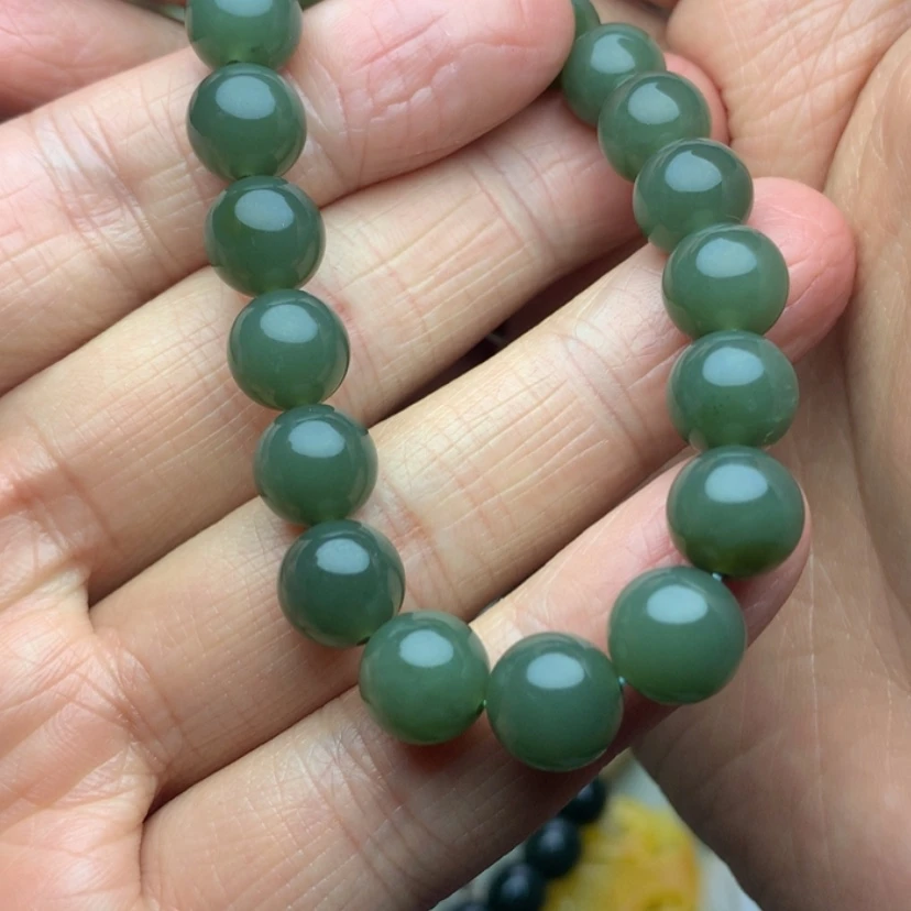【闪购商品】颈饰未镶嵌和田玉
