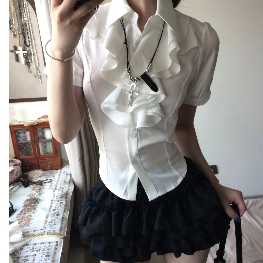 iqcq气球熊气质减龄白色荷叶边短袖上衣女夏黑色蓬蓬蛋糕裙裤套装