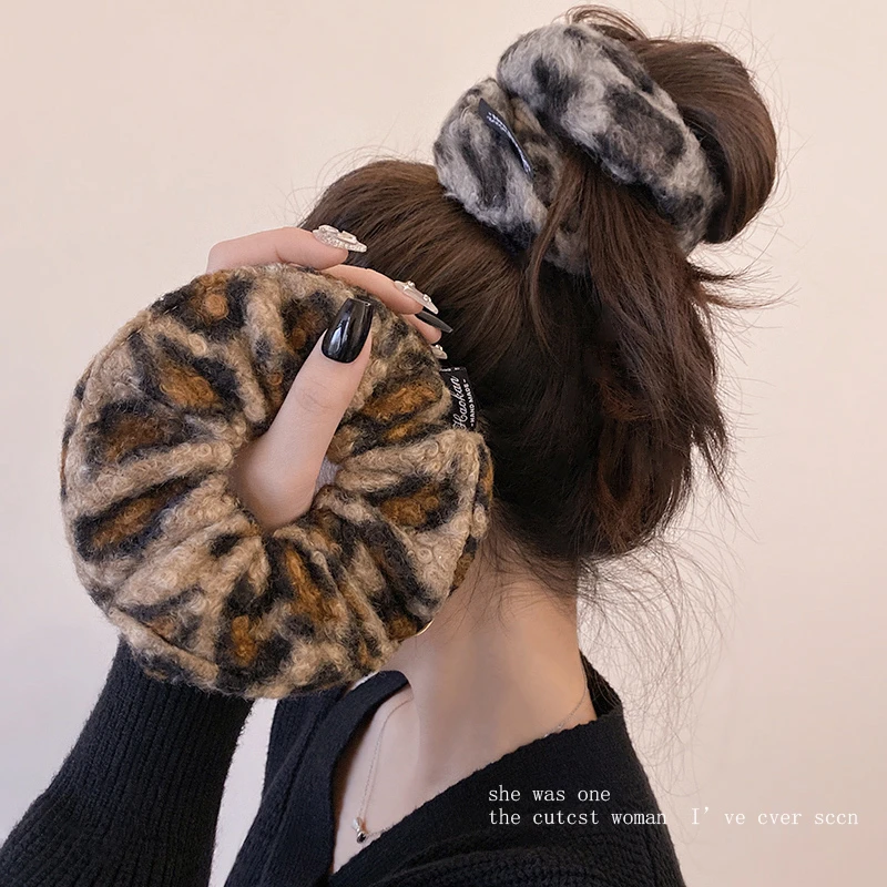 复古豹纹羊羔毛毛头绳大肠发圈女2024新款高级感扎丸子头秋冬发绳
