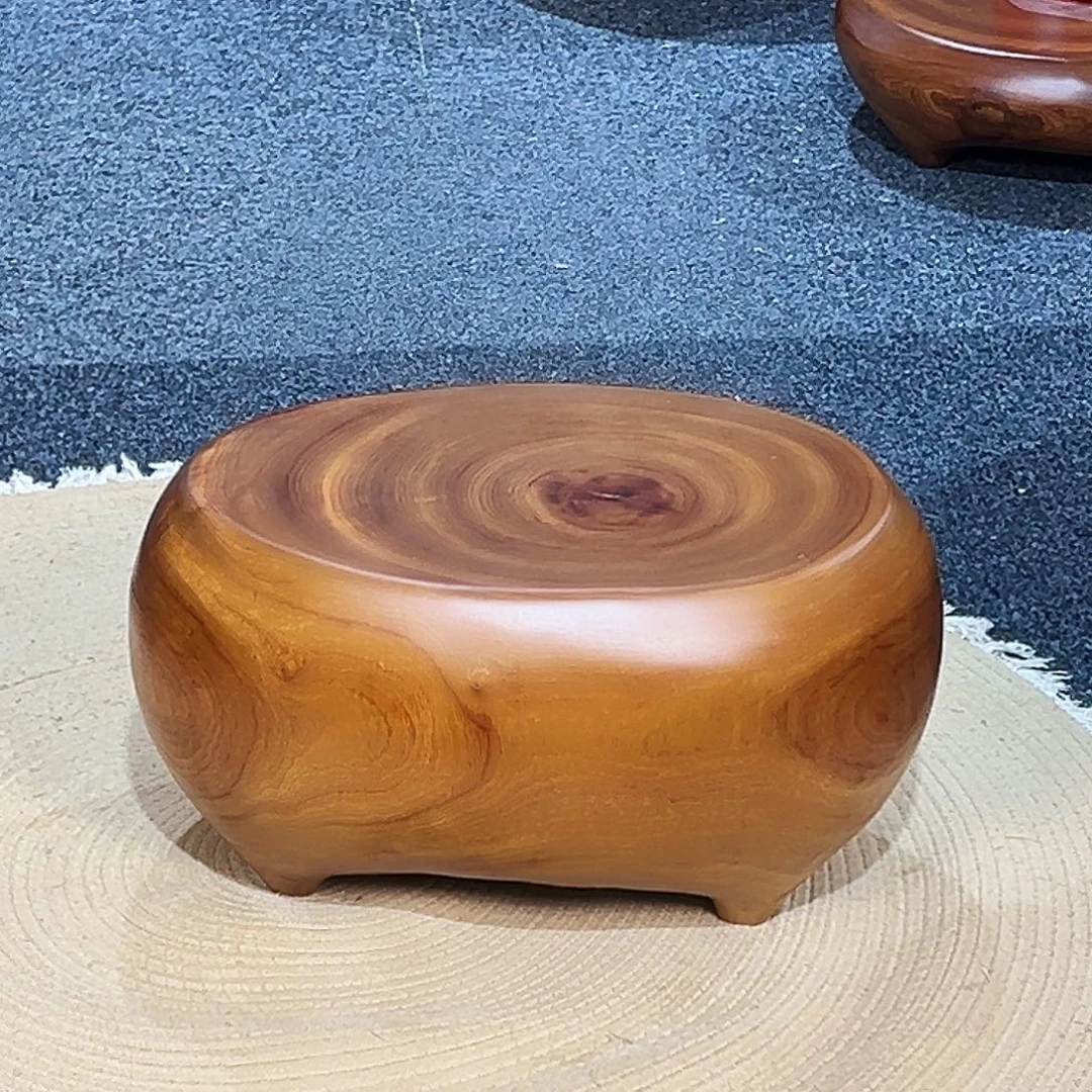 19 号香樟木尺寸：43-30-24cm