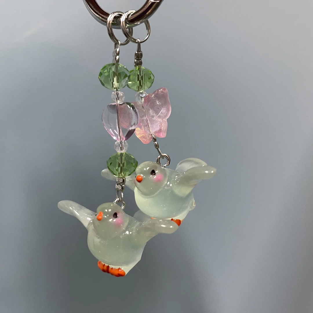 夜光一对小鸽子手机坠D812