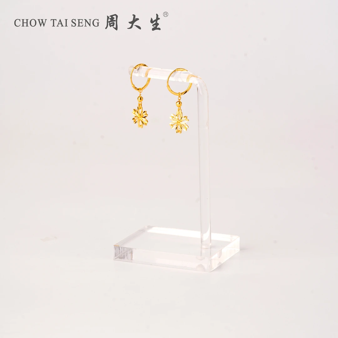 Chow Tai Seng/周大生镂空樱花足金耳圈 2.47g 125号