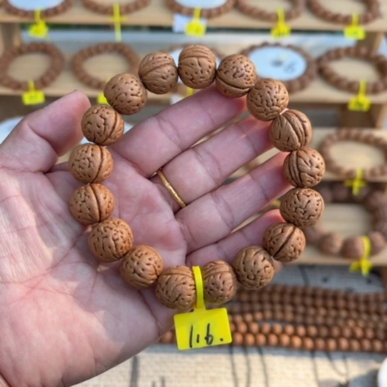 木质非金属野生桃核1.6