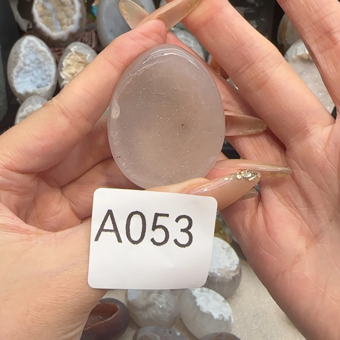 未镶嵌水晶大型摆件（非配饰）